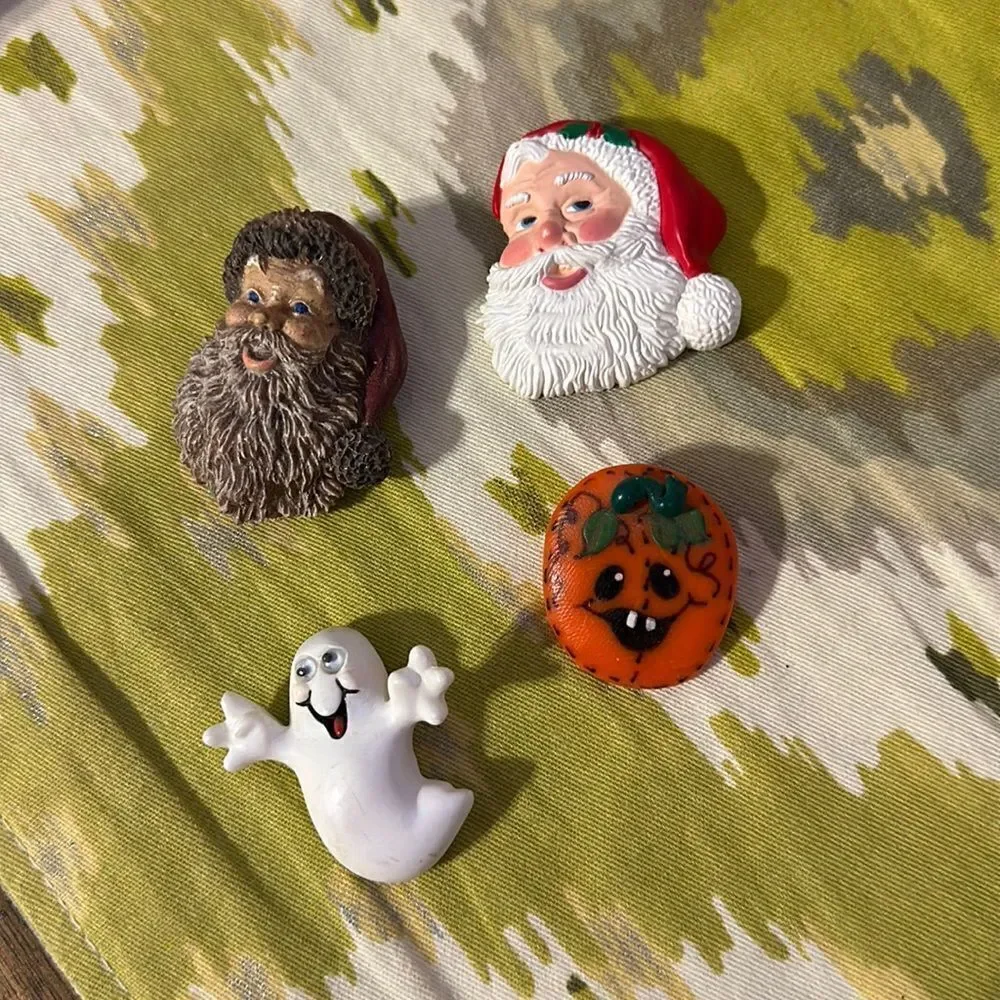 Lot of Vintage Holiday Pins